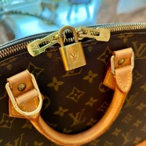 Authentic Louis Vuitton Alma